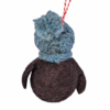 Filzhänger Pinguin mit blauer Mütze